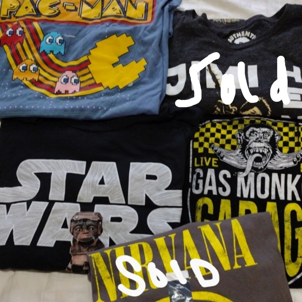 - ***BUNDLE OF 3 GRAPHIC TEES 3XLT**